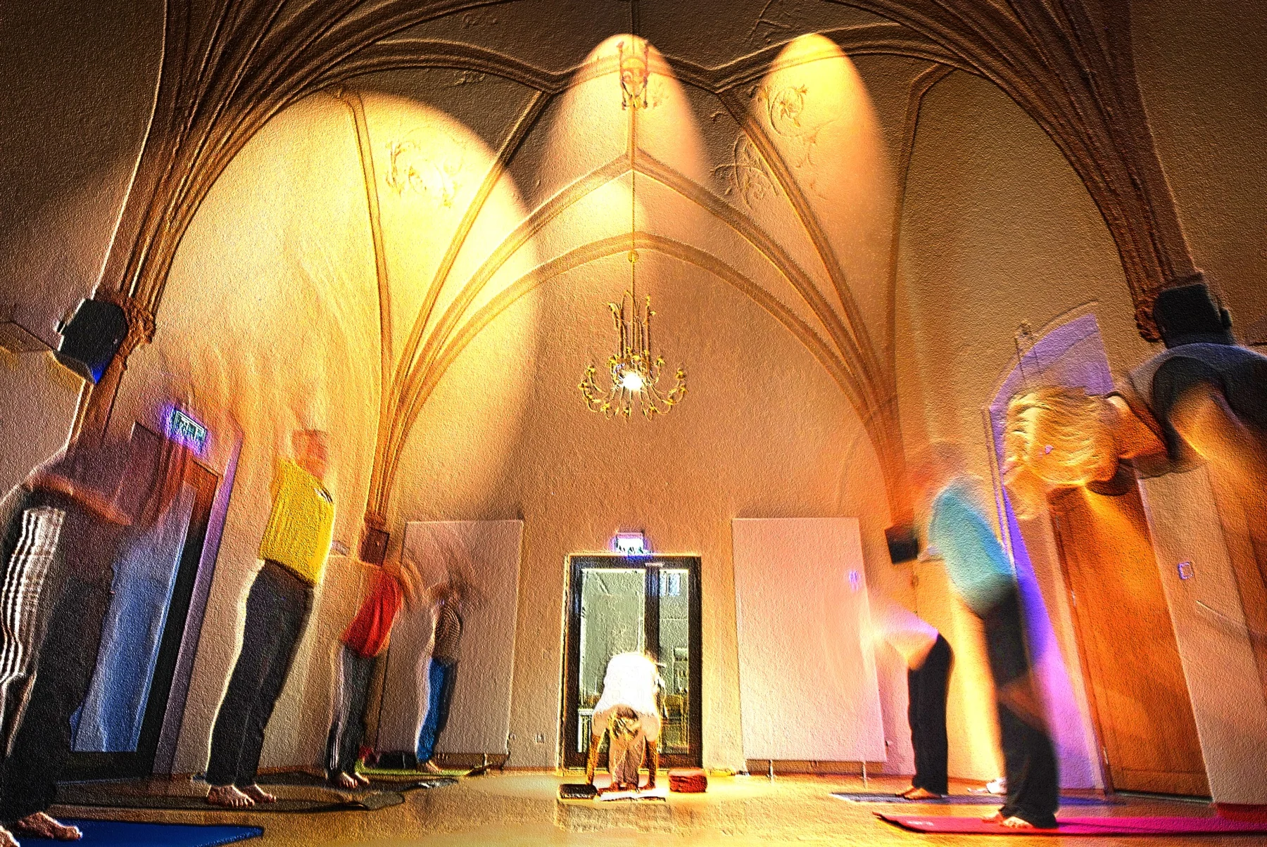 Yoga in der Martinskapelle in Bruck an der Mur